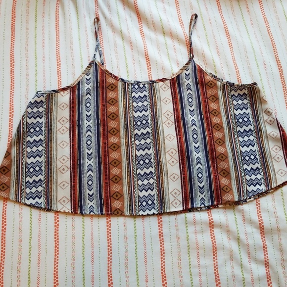 Patterned tank top - Picture 1 of 3